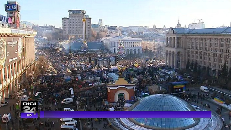 100.000 de oameni au protestat la Kiev. Puterea scoate in strada propriii sustinatori Imagine
