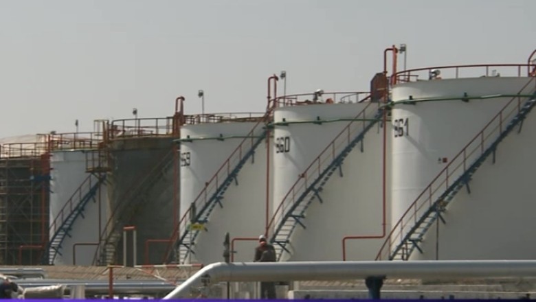 12 ore de perchezitii la sediul unei rafinarii din Arad Imagine