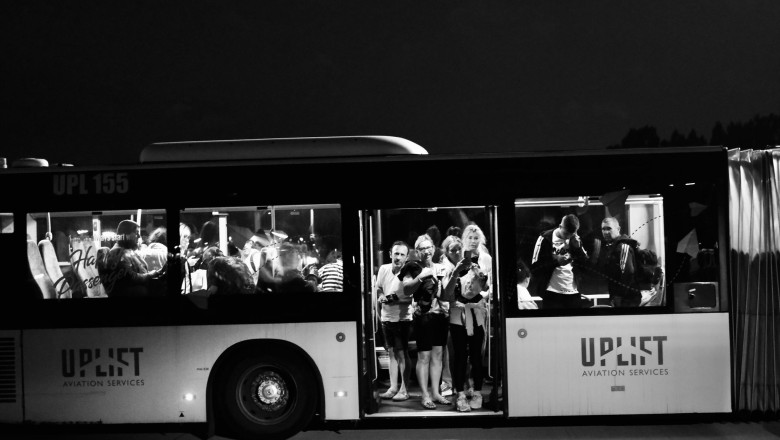 121 de cetateni romani, repatriati la cerere de catre Guvernul Romaniei, din Orientul Apropiat Imagine