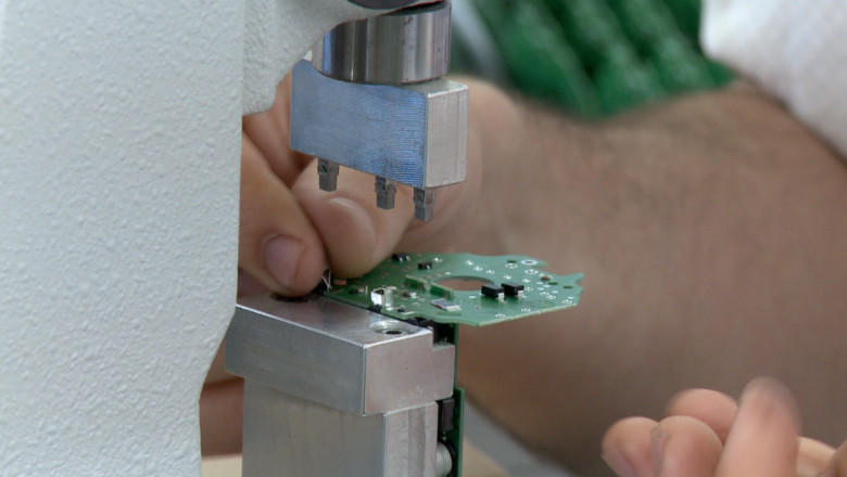 14 firme vor face recrutari direct de pe bancile facultatii, la Universitatea Tehnica din Iasi Imagine