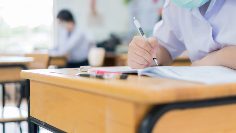 15 elevi cu media de admitere peste 9 au ramas nerepartizati la liceu. Doi au avut nota 10 la matematica Imagine