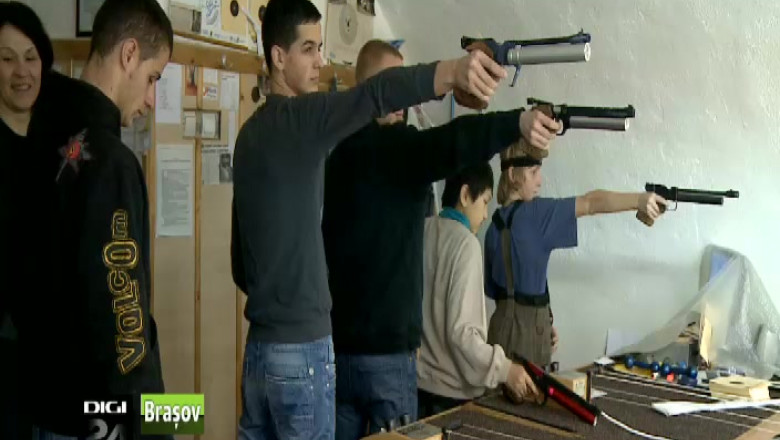 16 medalii la Campionatele Nationale de Tir  Imagine