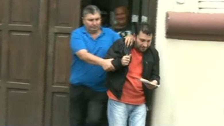 200.000 de pastile de ecstasy, ascunse intr-un tir. Soferul avea pasaport fals Imagine