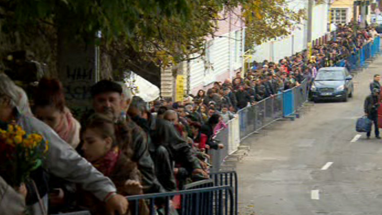 210.000 de pelerini s-au inchinat anul acesta la moastele Sf. Parascheva Imagine