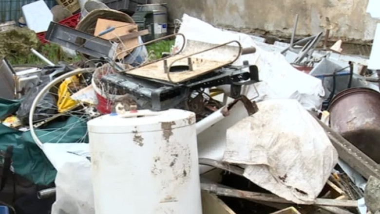 24 de perchezitii in Bucuresti si Giurgiu, la persoane suspectate de afaceri cu fier vechi Imagine