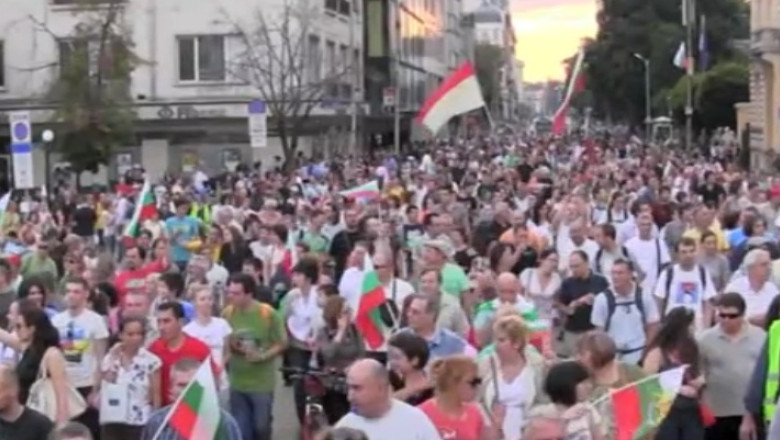 24 de zile de proteste impotriva guvernului din Bulgaria Imagine