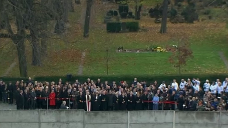 25 de ani de la caderea Zidului Berlinului. A. Merkel a condus ceremonia de redeschidere a Muzeului Imagine