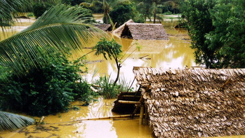 25 de morti si 21 de disparuti, dupa o furtuna tropicala in Madagascar Imagine