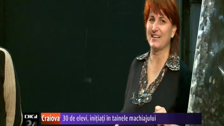 30 de elevi din Dolj, initiati in tainele machiajului Imagine