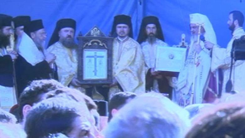 300.000 de romani, sarbatoriti de Sfantul Dumitru Imagine