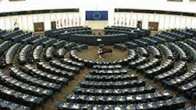 32 de romani vor la Bruxelles. A inceput campania electorala pentru alegerile europarlamentare  Imagine
