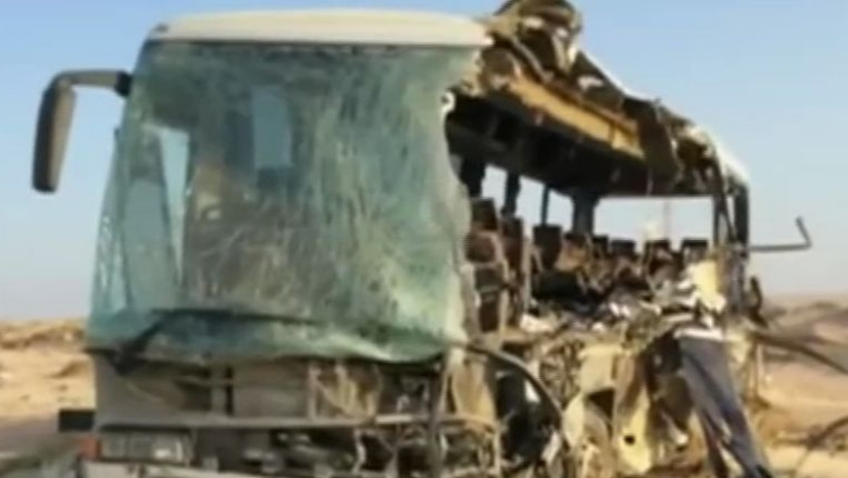 33 de morti intr-un accident rutier, in Egipt. Doua autocare cu turisti s-au ciocnit langa statiunea Sharm el-Sheikh Imagine