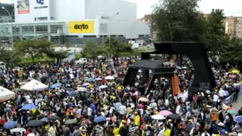 330.000 de profesori din Columbia, in greva generala Imagine