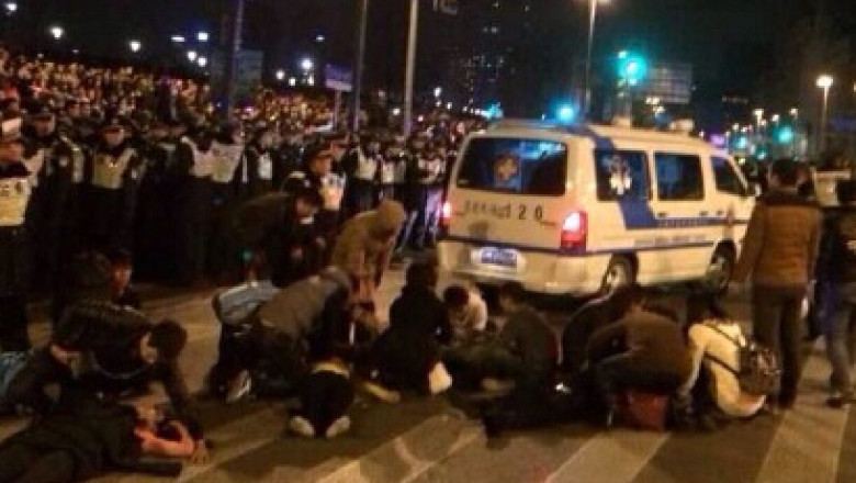 35 de morti intr-o busculada la Shanghai, de Anul Nou Imagine