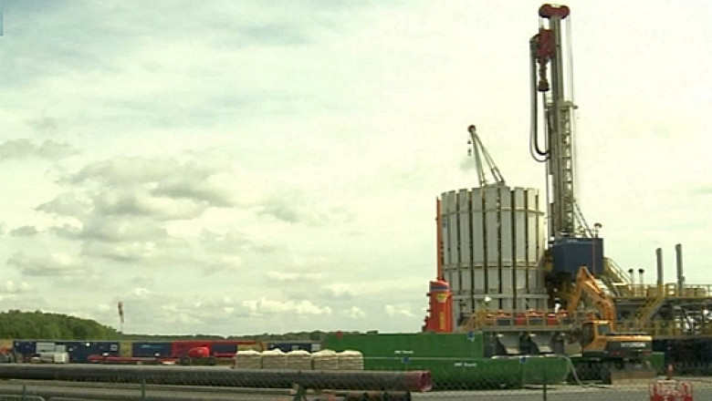 50 de firme ne pot explora resursele minerale. Legea nu face diferenta intre fracturarea hidraulica si metodele clasice Imagine