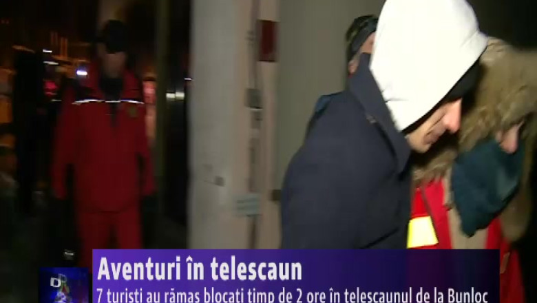 7 turisti au ramas blocati timp de 2 ore in telescaunul de la Bunloc Imagine