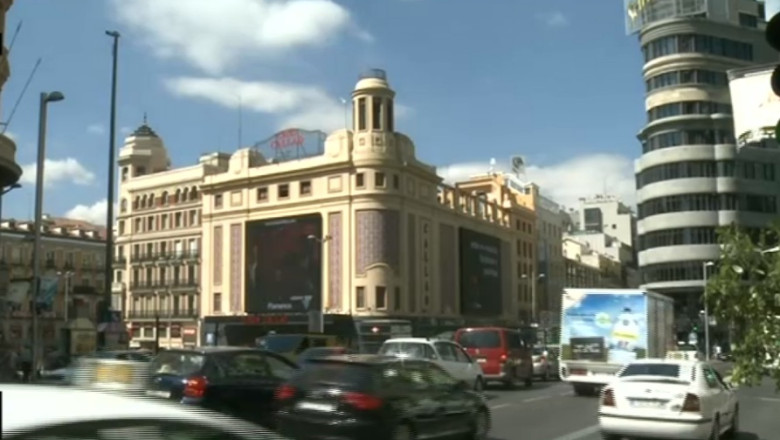 740 de arestari, 1.200 de inculpati in urma unei singure operatiuni a politiei spaniole Imagine