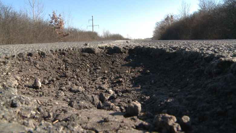 80% din drumurile judetene din Bihor au nevoie de reparatii  Imagine