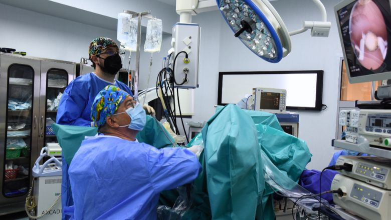 A aflat intamplator ca are pietre la rinichi si adenom de prostata. Cum a fost tratat Imagine