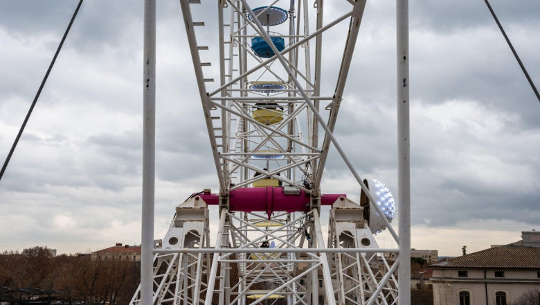„A cazut de la inaltime, s-a lovit de obstacole”. Accident grav intr-un parc de distractii din Franta. Un adolescent de 17 ani a murit Imagine