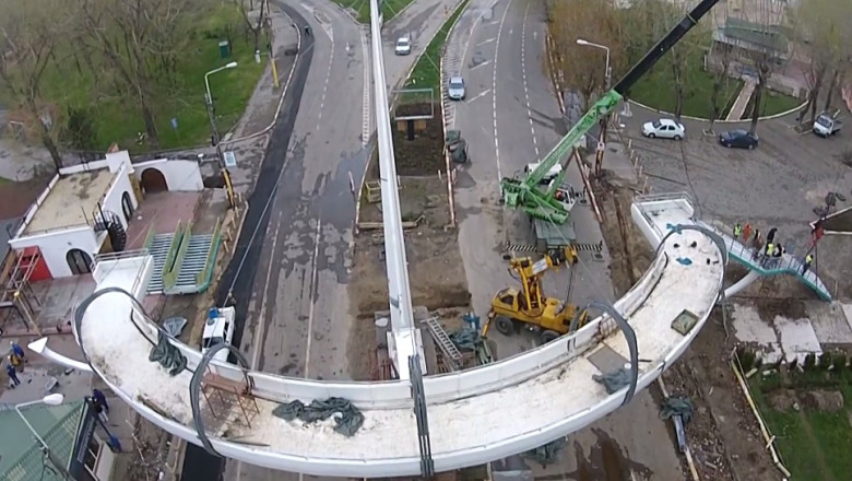 A doua pasarela este aproape gata. In cateva zile Val Retro, din nordul statiunii Mamaia, va fi functionala Imagine