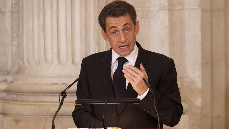 „A fost cumparat de rusi”. Val de critici aduse fostului presedinte francez Sarkozy dupa ce a spus ca Ucraina nu are loc in UE sau NATO Imagine