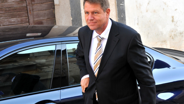 A fost sau nu Klaus Iohannis in biroul lui Dan Voiculescu, in 2009? Codrut Seres: Il rog sa raspunda. Atunci l-au vazut mai multe persoane Imagine