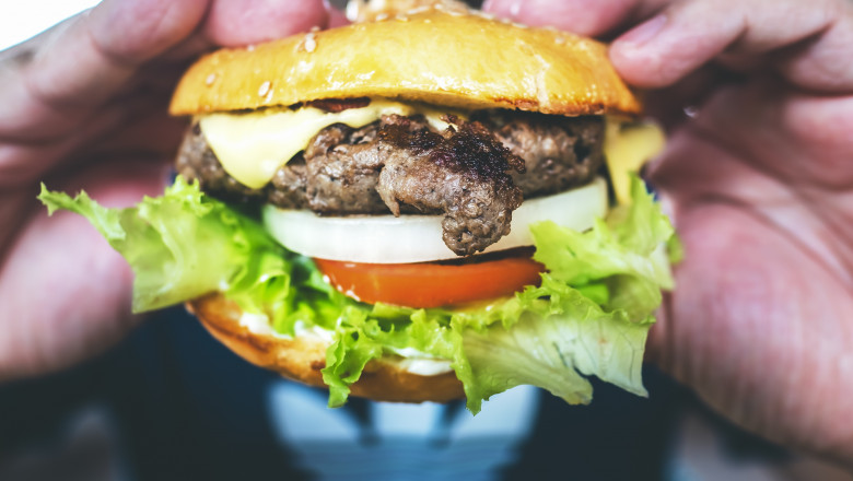 A fugit din arestul la domiciliu pentru un hamburger si s-a ales cu 3 ani si 4 luni de inchisoare Imagine