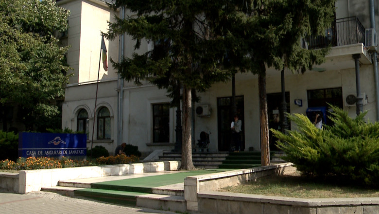 A inceput distribuirea cardurilor de sanatate la Iasi Imagine