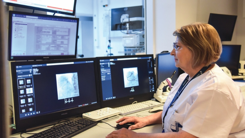 A inceput sa-l doara piciorul in timpul unei calatorii cu avionul. Ce afectiune grava avea barbatul Imagine