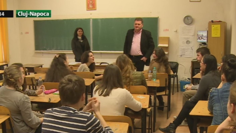 A inceput simularea examenului de Bacalaureat Imagine