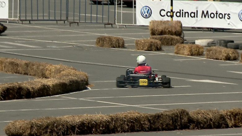 A inceput spectacolul de karting. Finalele de sambata si duminica vor fi in direct la Digi24 Constanta Imagine