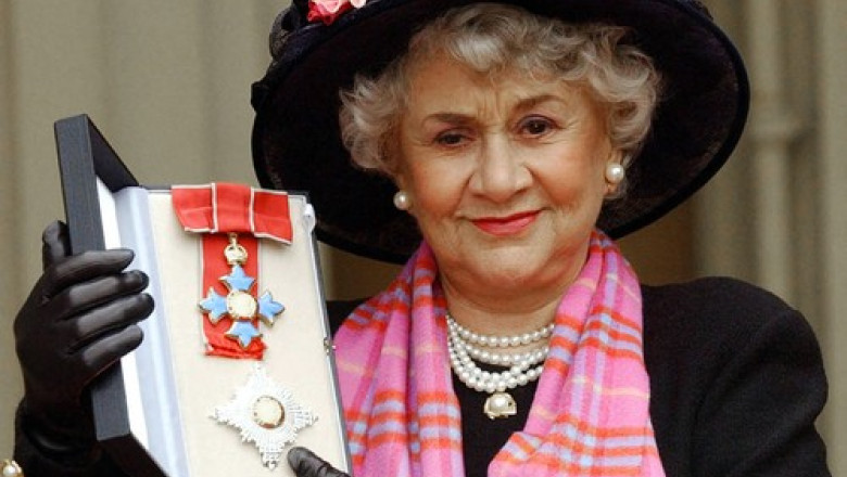 A murit celebra actrita Joan Plowright, vaduva lui Laurence Olivier Imagine