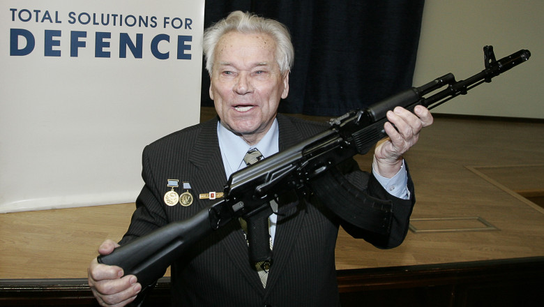 A murit Mihail Kalasnikov, inventatorul celei mai cunoscute arme de asalt Imagine