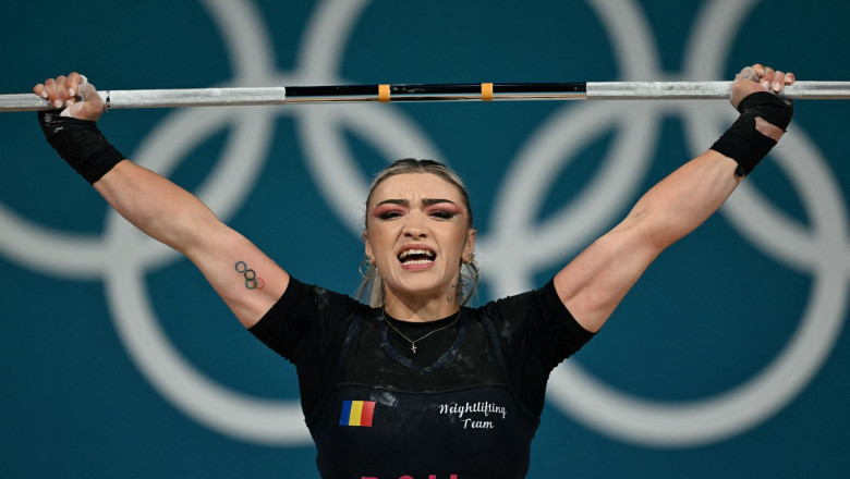 A opta medalie pentru Romania la JO 2024. Mihaela Cambei a castigat argintul la haltere Imagine