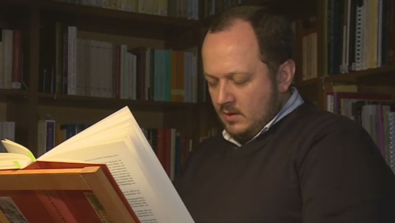 A. Papahagi il vede pe T. Basescu premier Imagine