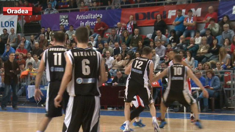 A patra victorie pentru CSM-U. CSM-U Oradea - Gaz Metan Medias 82-73 Imagine
