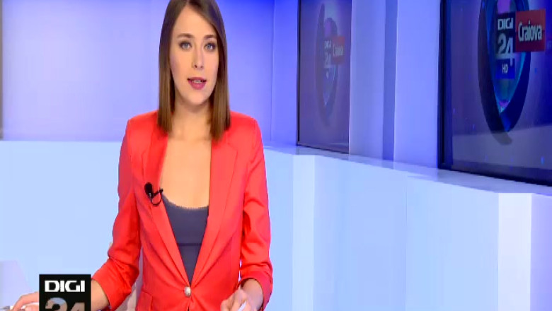 A pierdut berea pe drum. Un sofer nu a legat bine navetele de bere si i-au cazut din tir Imagine