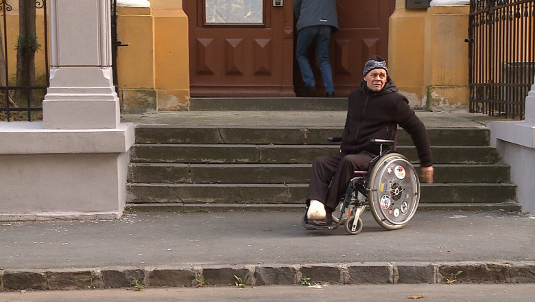 A reusit cu greu sa-si exprime votul pentru presedinte Imagine