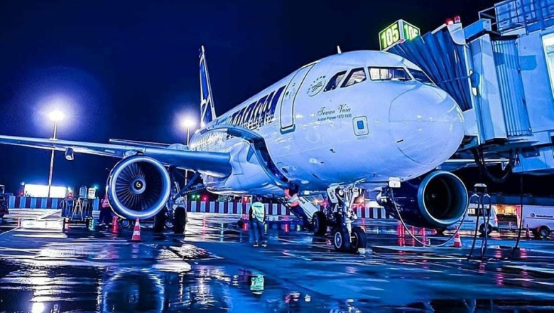 A treia cursa TAROM va decola spre Cipru pentru repatrierea romanilor afectati de anularea zborurilor Blue Air Imagine
