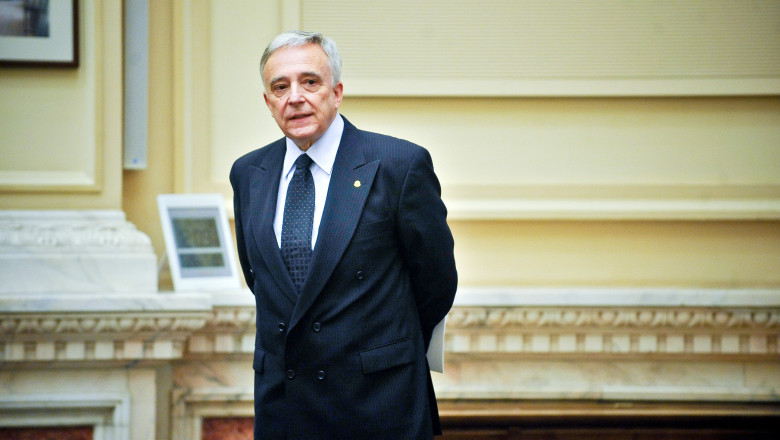 A. Vasilescu, la Digi24: Mugur Isarescu nu si-a propus sa candideze la presedintie. Ar trebui sa mai aiba un mandat la BNR Imagine