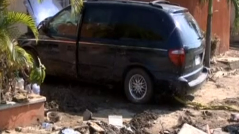 Acapulco a ajuns in paragina, din cauza furtunilor tropicale Imagine