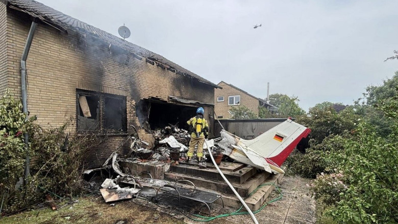 Accident aviatic in Germania. O aeronava usoara, pilotata de o femeie de 71 de ani, a lovit o cladire: doi morti, inclusiv pilotul Imagine