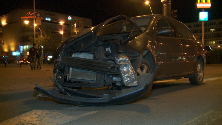 Accident cu trei masini in Baia Mare Imagine