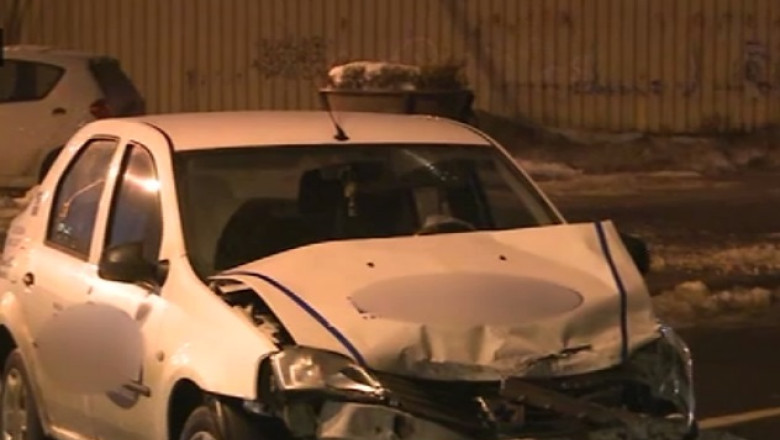 Accident cu trei raniti in Capitala. Un sofer baut a lovit masina unei firme de paza Imagine