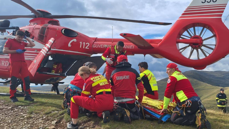 Accident cumplit in judetul Arges. Masina cazuta in prapastie, in zona Capra: patru morti si un ranit Imagine