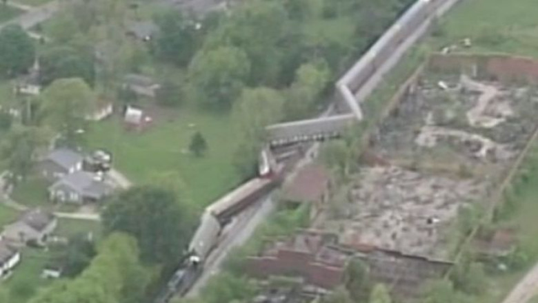 Accident de tren in Statele Unite. Un marfar a sarit de pe sine in statul Indiana Imagine