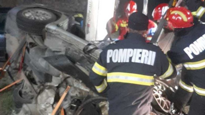 Accident grav de circulatie in judetul Bihor: O persoana a murit si alta este ranita, incadrata la „ cod rosu medical” Imagine