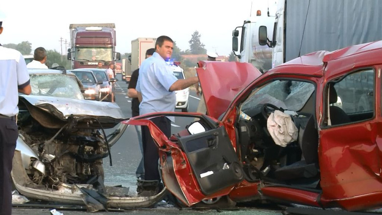 Accident grav de circulatie in Timis, la Belint: un mort si sase raniti Imagine
