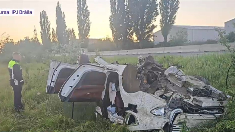 Accident grav in Braila: Un tanar a murit si altul a ajuns la spital. Sistemul eCall al masinii a alertat politistii
